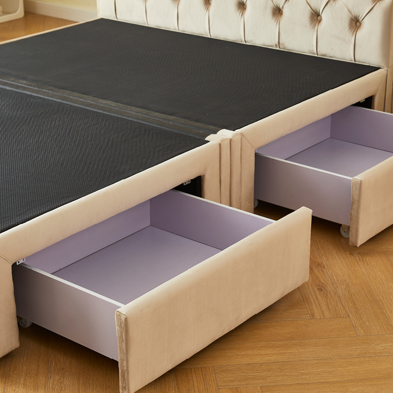 Luxury Bed 3